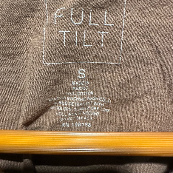 Full Tilt Brown Joshua Tree Graphic Crop Tank - Picture 5 of 7